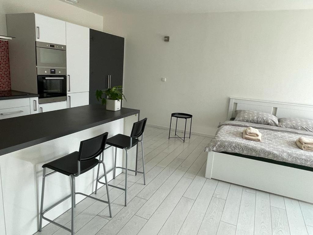 Rumako Apartments Praga Exterior foto